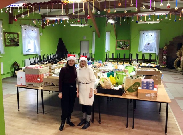 Już od dwóch lat Marta Urbańska i Dorota Wachnik zachęcają mieszkańców do podzielenia się przed świętami Bożego Narodzenia żywnością.