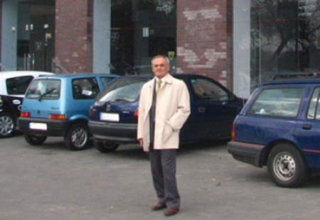 Jan Michalik, zastępca prezydenta miasta oferuje do sprzedaży mieszkania gminne w budynkach zarządzanych przez wspólnoty. Można je wykupić np. w budynku przy ulicy Katowickiej.