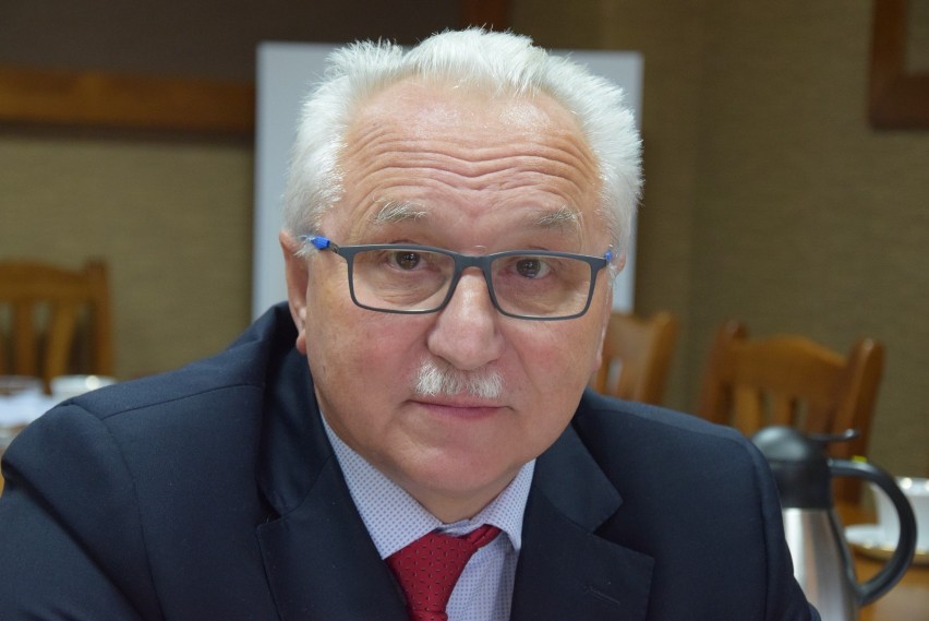 Tadeusz Lisowski - przewodniczący  Rady Powiatu...