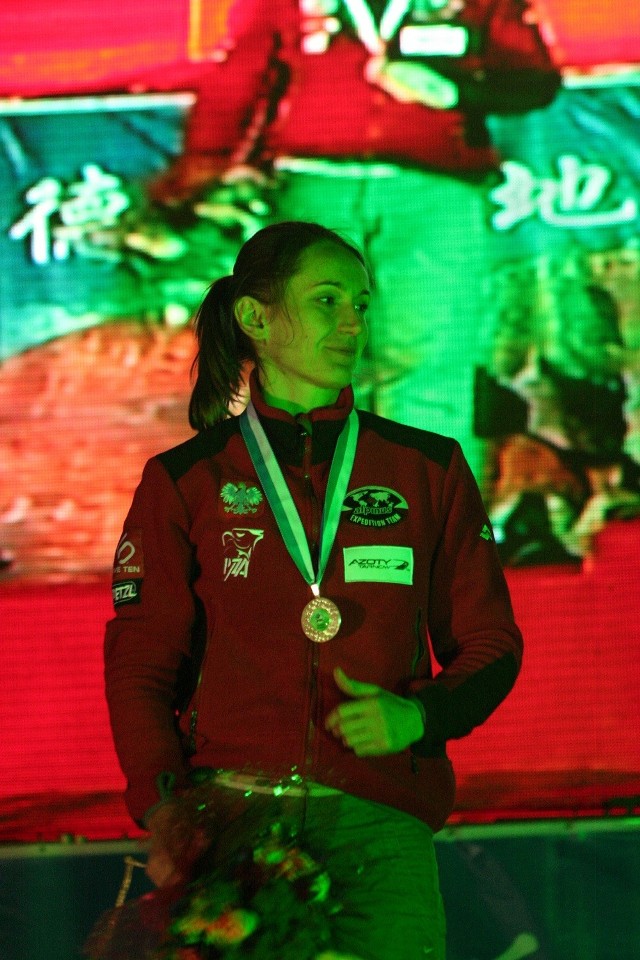 Edyta Ropek, zawodniczka klubu Tarnovia Tarnów, zajęła drugie miejsce we Wspinaczkowym Pucharze Świata w Xining. Dzięki temu sukcesowi Polka awansowała na drugą pozycję klasyfikacji generalnej.