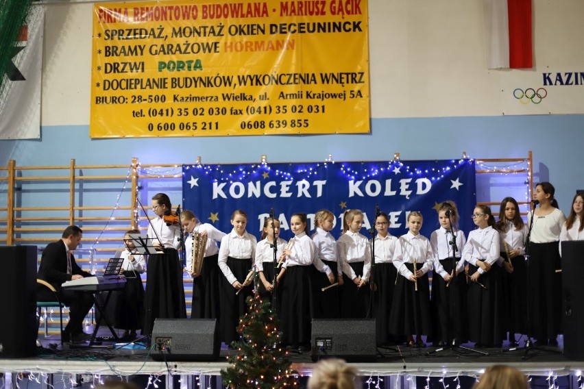 Koncert kolęd i pastorałek oraz degustacja potrw wigilijnych w Kazimierzy Wielkiej [ZDJĘCIA] 