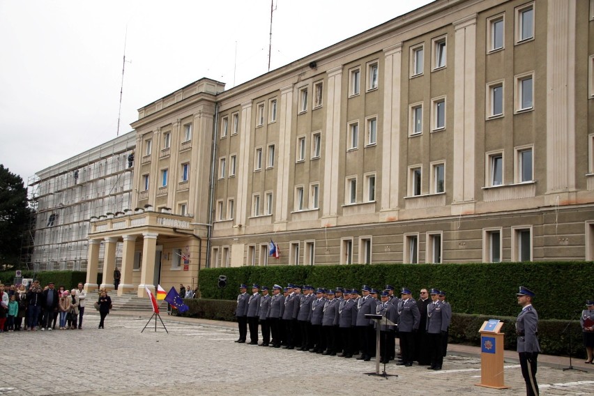 Nowi funkcjonariusze w lubelskiej policji. W czwartek złożyli ślubowanie (ZDJĘCIA, WIDEO)