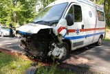 KPP Kwidzyn: Dwie pasażerki karetki ranne w wypadku w Górkach