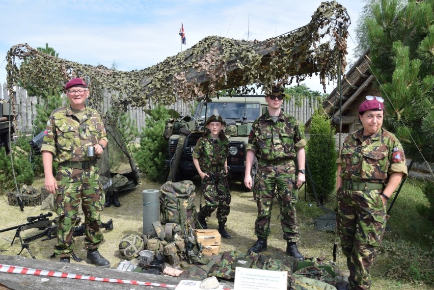 Drop Zone w Pruszczu Gdańskim. Rekonstruktorzy Armii Brytyjskiej przybliżali historię, pokazywali sprzęt i pojazdy wojskowe