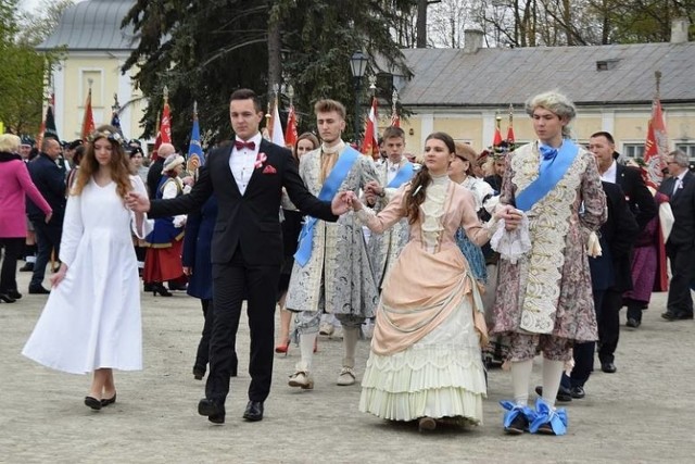 Od lat kolejne rocznice uchwalenia Konstytucji 3 Maja obchodzone były w Końskich bardzo uroczyście.