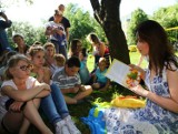 Magdalena Różczka czytała dzieciom w Piotrkowie