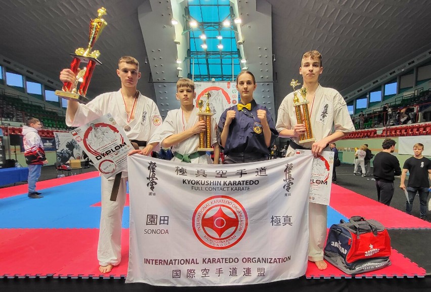 Mistrzostwa Polski PZKK  w Kyokushin, legniczanie wrócili z medalami, zdjęcia