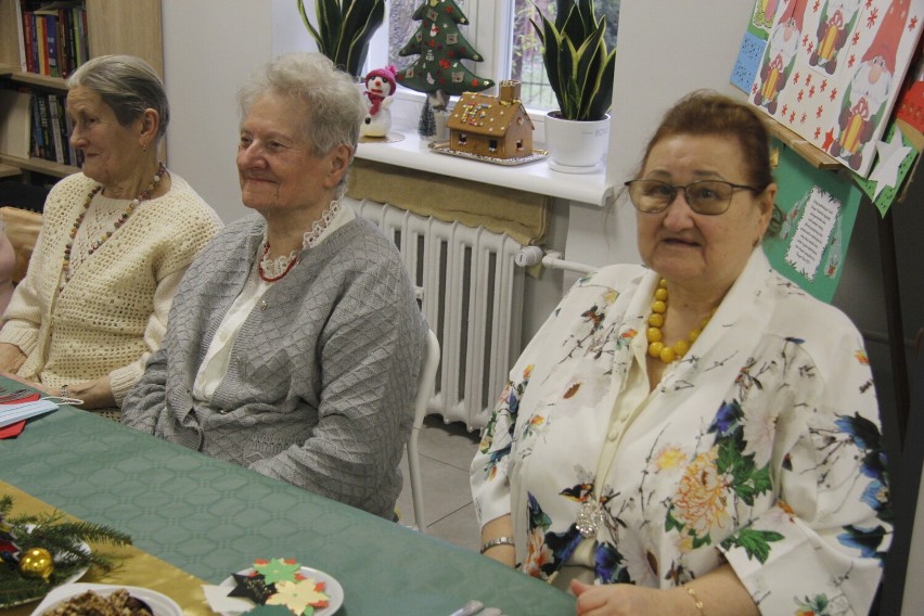 Seniorzy ze Środy Wielkopolskiej spotkali się na przedświątecznym spotkaniu wigilijnym