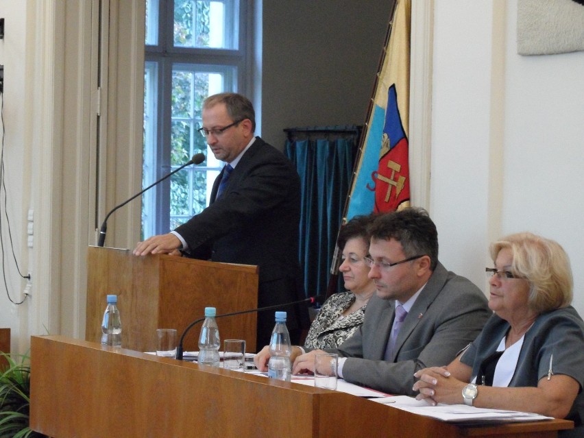 Na sesji Rady Miasta nie zabrakło pytań radnych Mośko i Baweja do prezydenta ws. kontenerów