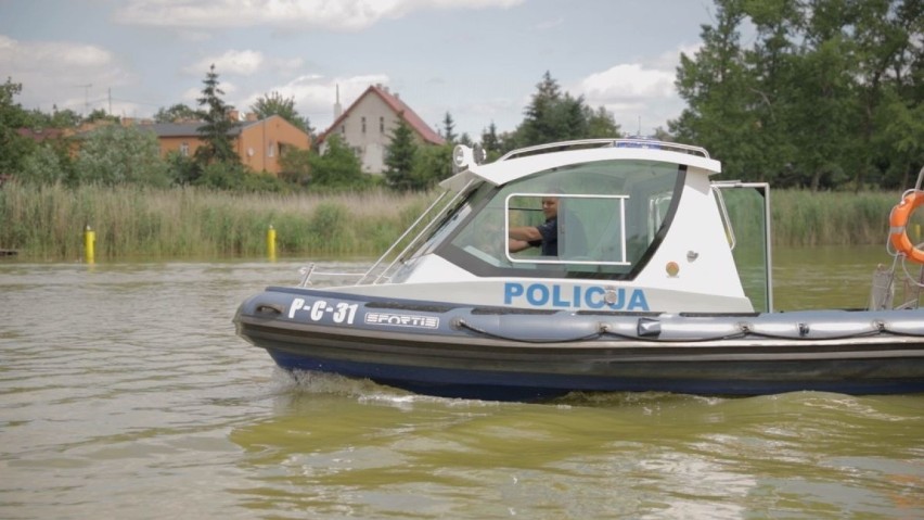 Inowrocław. Policja, WOPR i OSiR stworzyli spot o bezpiecznym zachowaniu się nad wodą - zdjęcia