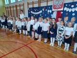 Pasowanie na pierwszoklasistę w Szkole Podstawowej nr 3 w Oleśnicy za nami (ZDJĘCIA)