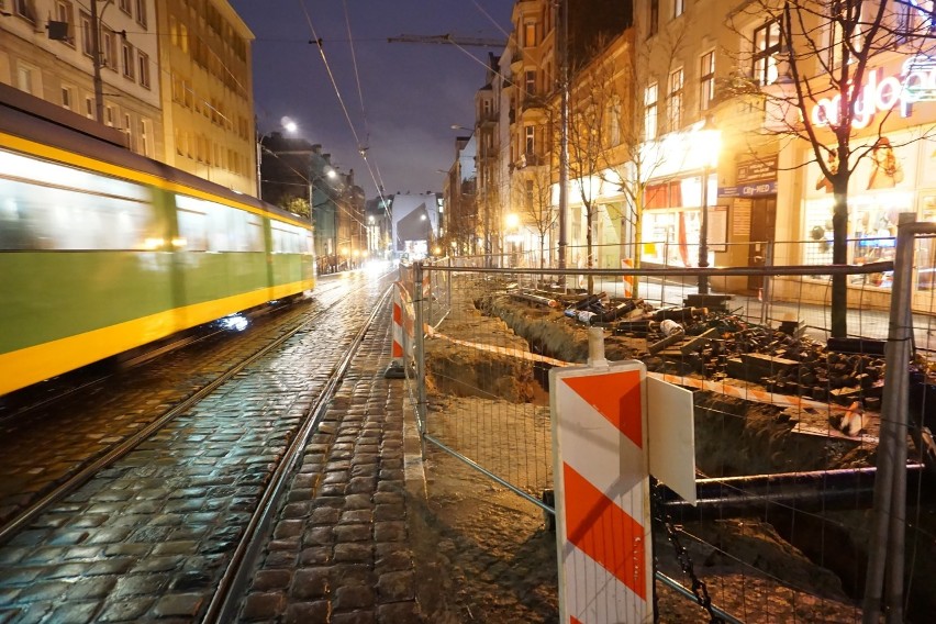 Poznań: Strażacy nie mogą przejechać przez centrum