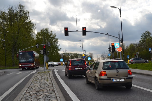 Jak dotąd ukończony jest pierwszy fragment obwodnicy, od węzła DK 88 do Andersa i do Sowińskiego.