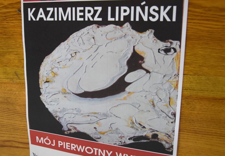 Wystawa prac Kazimierza Lipińskiego w holu Miejskiego...