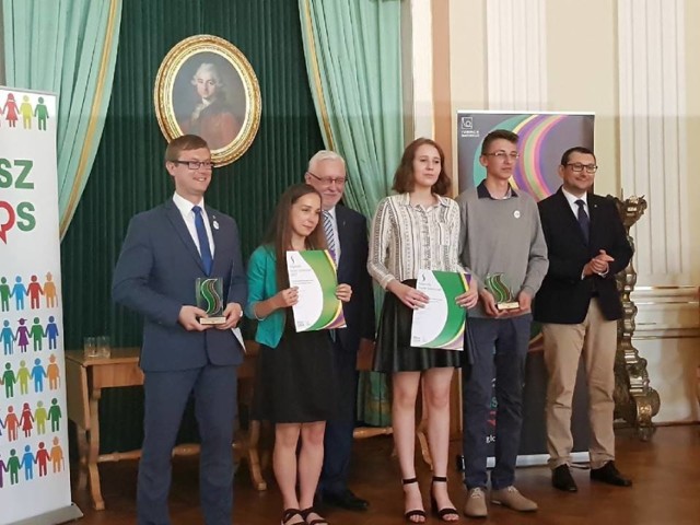Reprezentacja gminy Lisewo wzięła udział w Gali Super Samorząd programu Masz Głos.  Nagrodę zdobyła Młodzieżowa Rada Gminy.