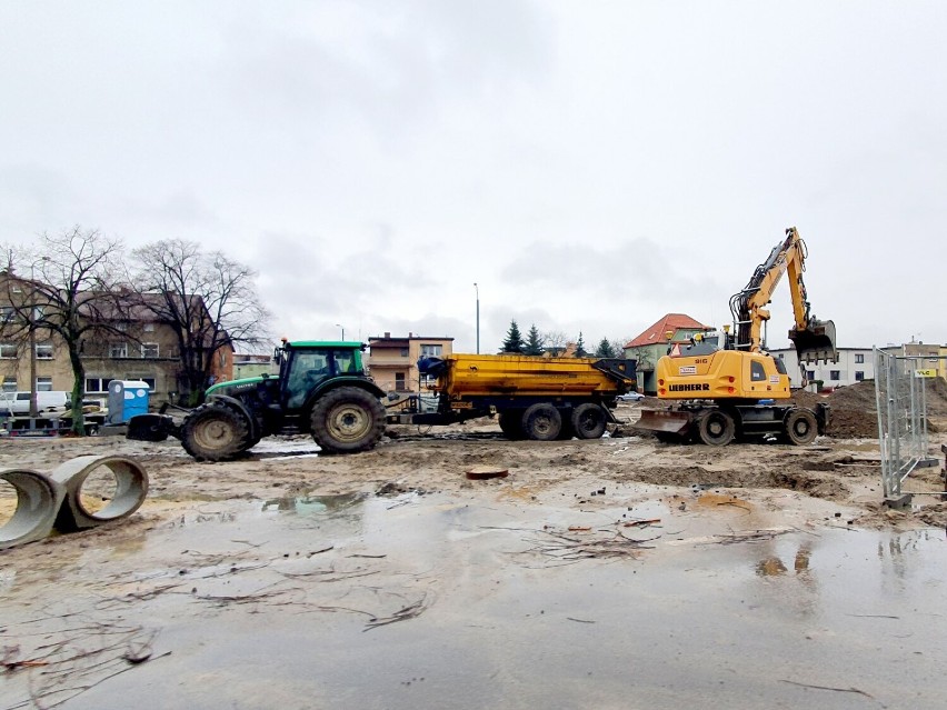 Jak wygląda plac budowy na rondzie przy Wolińskiej w Lesznie w połowie lutego 2022? 