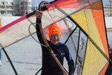 To najstarszy windsurfer na świecie! 89-letni Piotr Dudek pobił rekord Guinnessa w Gdyni!