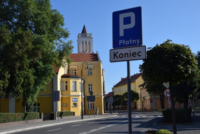 W tym tygodniu jest mniej ofert niż zwykle. To 45 wolnych miejsc pracy w Nowej Soli i okolicy. Zobacz, kogo szukają pracodawcy.
Kliknij w zdjęcie i przejdź do galerii >>>>>>>>>>