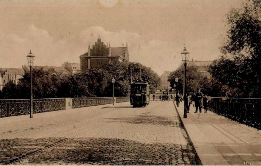 Tramwajem przez most Jana Pawła II w Zgorzelcu