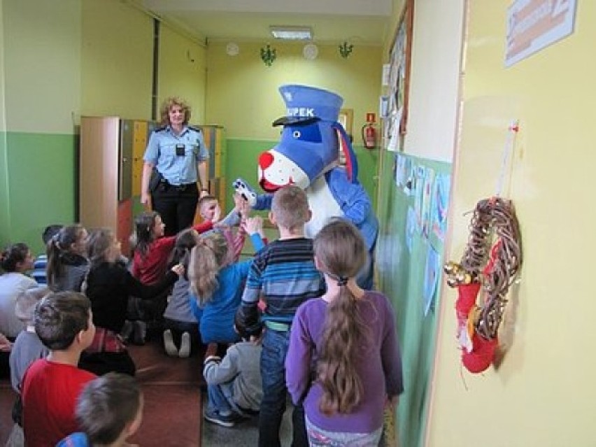 Policja w Lublińcu odwiedziła Sieraków i Wedzinę