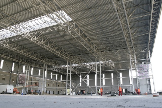 Budowa hangaru jest częścią największego w historii lotniska ...
