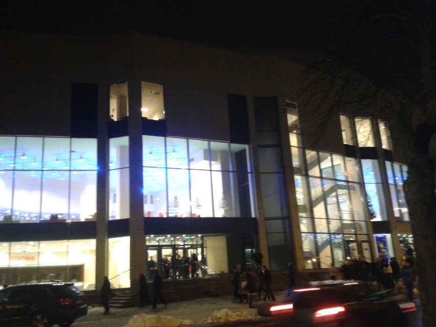 Teatr Muzyczny w Gdyni nocą