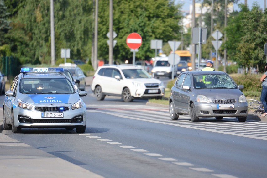 We wtorek, tuż przed godziną 8 na rondzie Czadcy na...