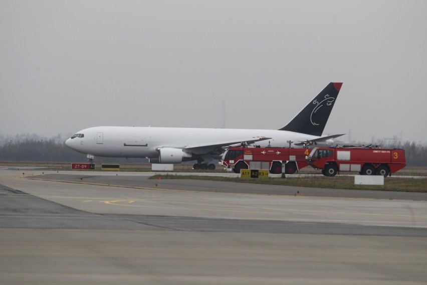 Szerokokadłubowy Boeing 767 w wersji cargo polskiej linii...