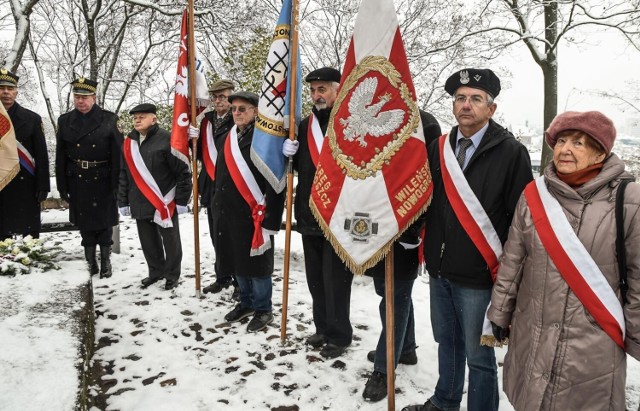 Zdjęcia z niedzielnych obchodów zamieszczamy w galerii