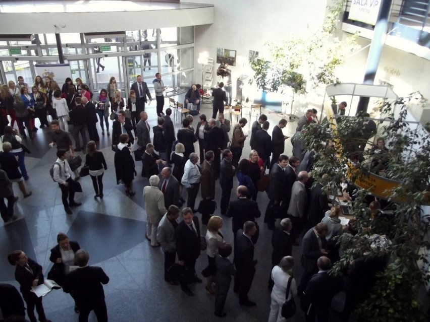 Tłumy podczas rejestracji na II Europejski Kongres MŚP