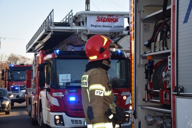 Pożar w domu przy Olendrach Małych. Ewakuacja mieszkańca