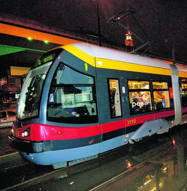 Na razie po stolicy jeżdżą 32 nowoczesne tramwaje Swing. Na Euro 2012 będzie ich już 120