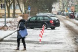 Bydgoszcz. Mieszkańcy jednego bloku przejęli cały parking. Nikt inny już tam nie zaparkuje