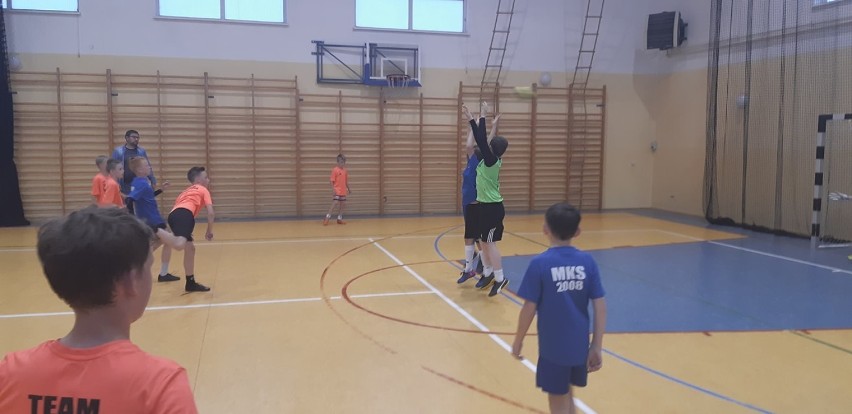 Orlikowy turniej piłki ręcznej dla dzieci w Karsznicach