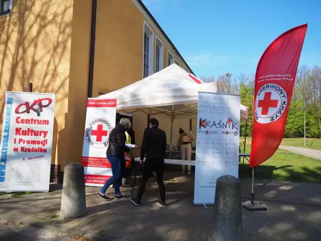 Pomoc żywnościowa dla mieszkańców Kraśnika. Zobacz zdjęcia i wideo | Kraśnik  Nasze Miasto