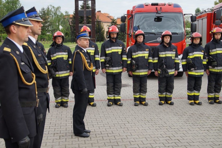 Dziś 2 maja: uroczyste podniesienie Flagi Rzeczypospolitej Polskiej w Krotoszynie z okazji Dnia Flagi [ZDJĘCIA]