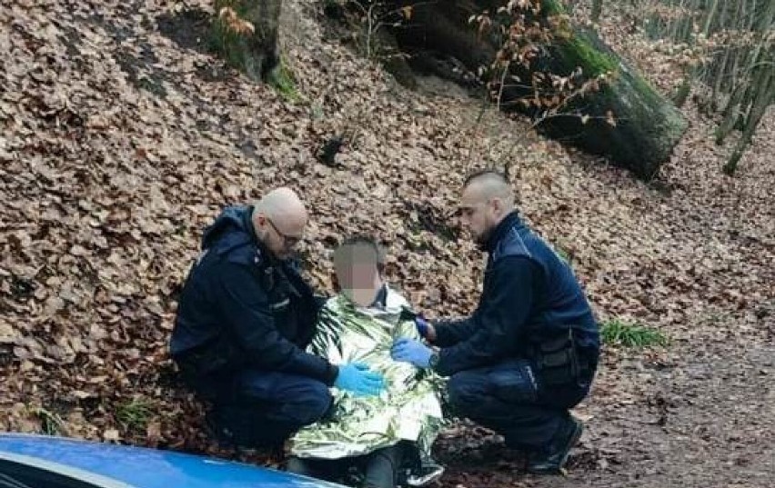 Policjanci odnaleźli zaginionego 37-latka. Mężczyzna był tylko w piżamie!