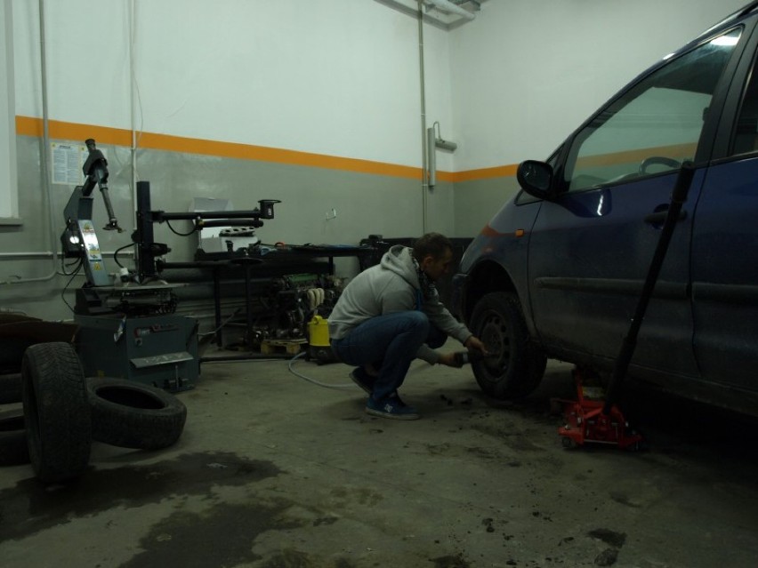 W warsztacie Fix&Go sam możesz naprawić samochód