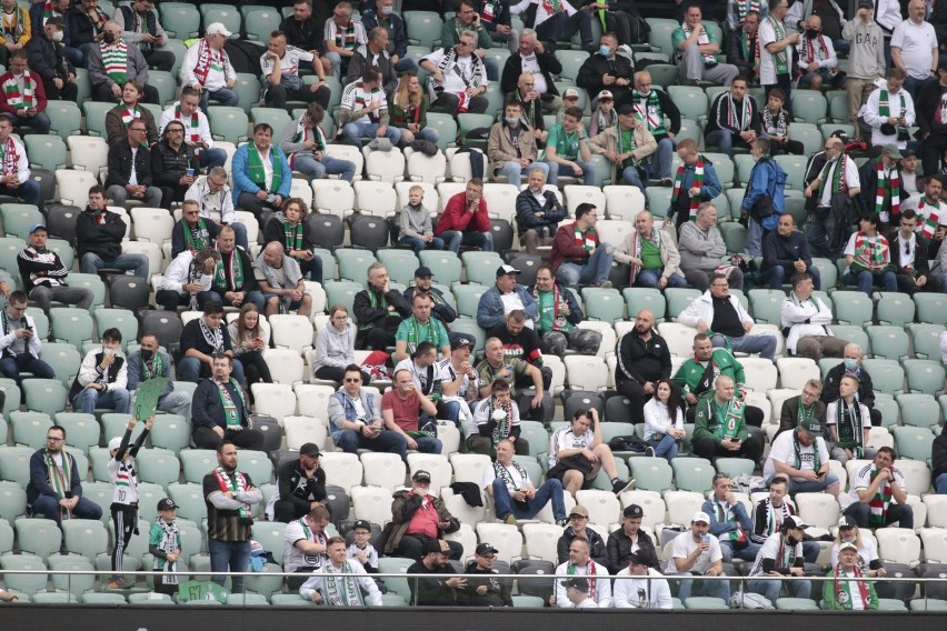 Legia Warszawa - Podbeskidzie Bielsko Bieła 1:0. "Wojskowi" wygrali na koniec sezonu. Na trybunach mistrzowska feta