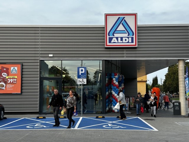 Drugi market Aldi został otwarty w Kluczborku. Powstał przy ulicy Grunwaldzkiej, w miejscu, gdzie kiedyś znajdował się pawilon U-75.