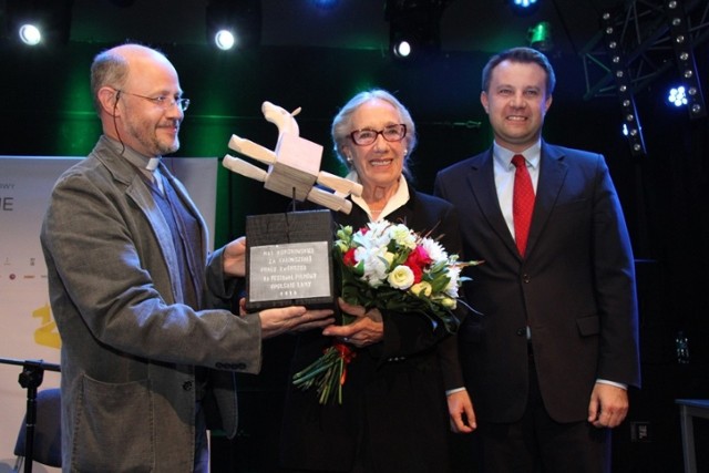 Maja Komorowska odebrała Honorową Lamę w Narodowym Centrum Polskiej Piosenki.