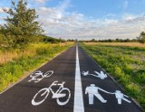 Nowa ścieżka pieszo-rowerowa powstała w gminie Siewierz. Pojedziemy nią w Gołuchowicach  