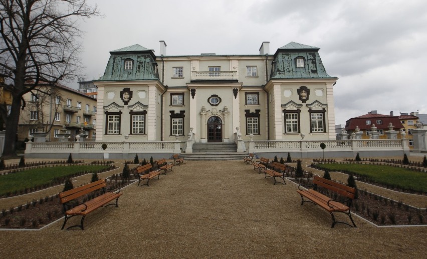 Letni Pałac Lubomirskich w Rzeszowie jest własnością...