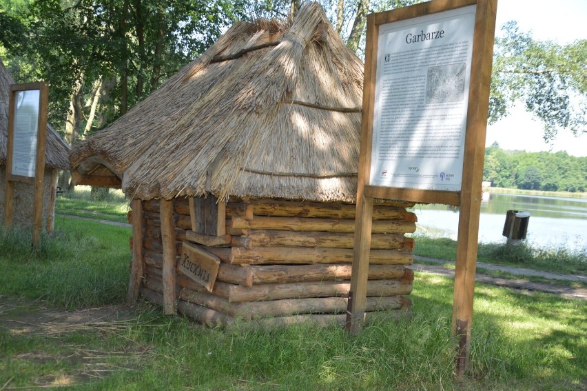 Słowiańska wioska w Małomicach