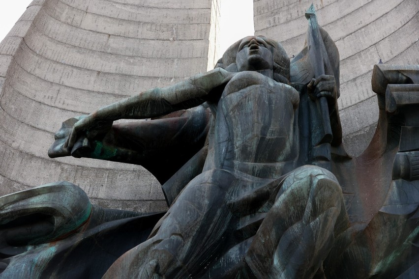 Pomnikiem Czynu Rewolucyjnego w Rzeszowie zajmie się specjalna komisja. Jego stan techniczny jest zły!