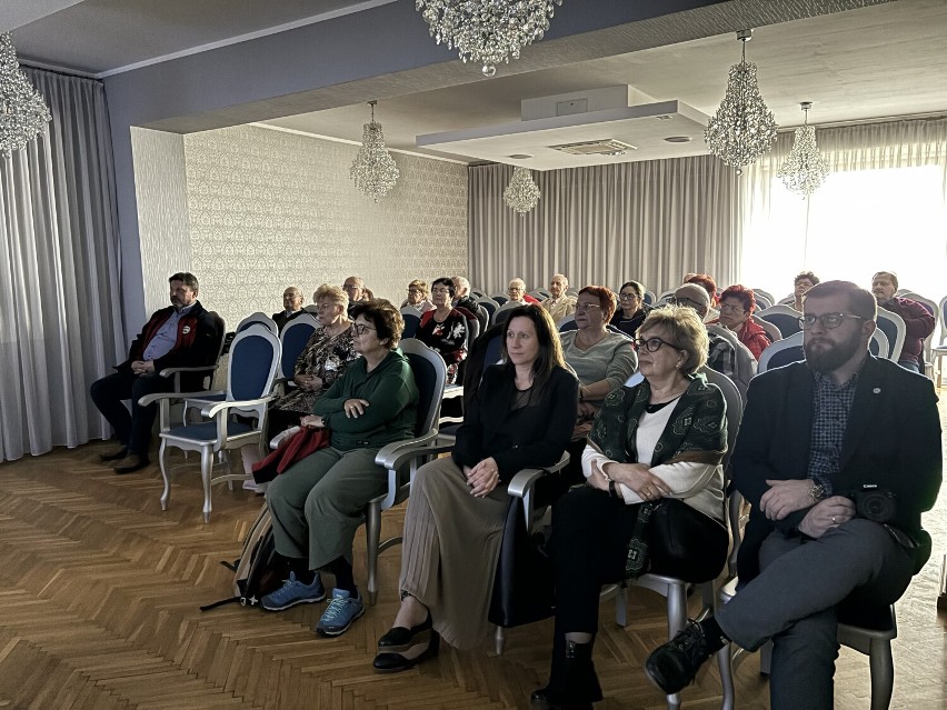 „Nowotomyślanie w szeregach Towarzystwa Tatrzańskiego” – w NOK-u odbyło się spotkanie z prezesem zarządu głównego PTTK