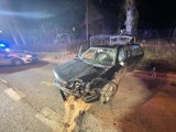 Pijany kierowca uderzył w drzewo jadąc przez Zakopane. Miał sporo szczęście. Wyszedł z wypadku cało 