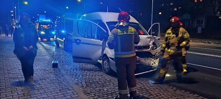 Wypadek na ulicy Wieniawskiego w Wałbrzychu. Uwaga na...