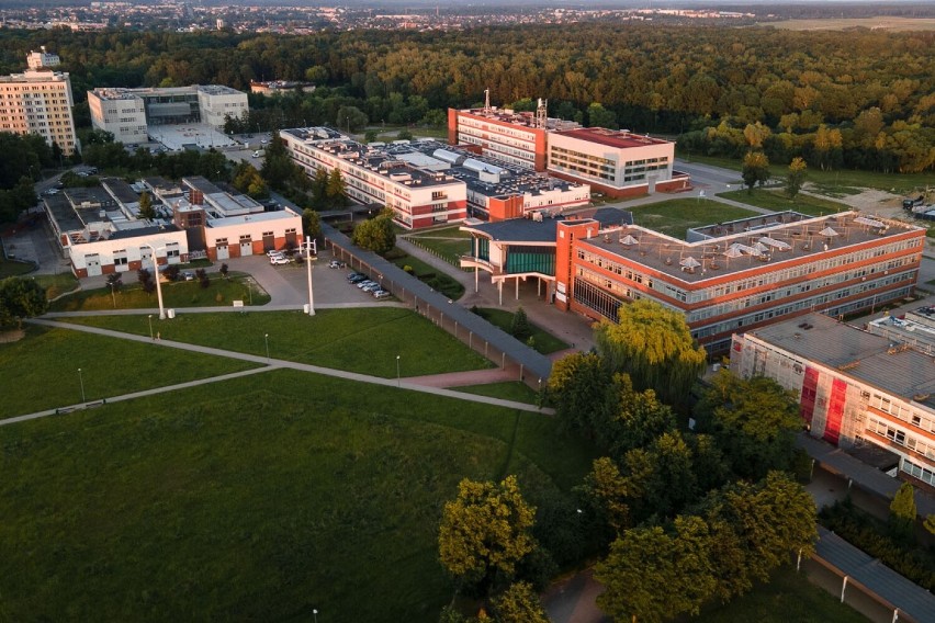 Politechnika Białostocka została zauważona w prestiżowym rankingu U-Multirank wśród 2202 uniwersytetów z 96 krajów z całego świata