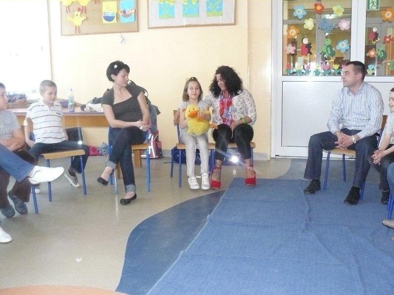 Szkoły Żory: Niecodzienne spotkanie uczniów z rodzicami w ZS nr 8 FOTO